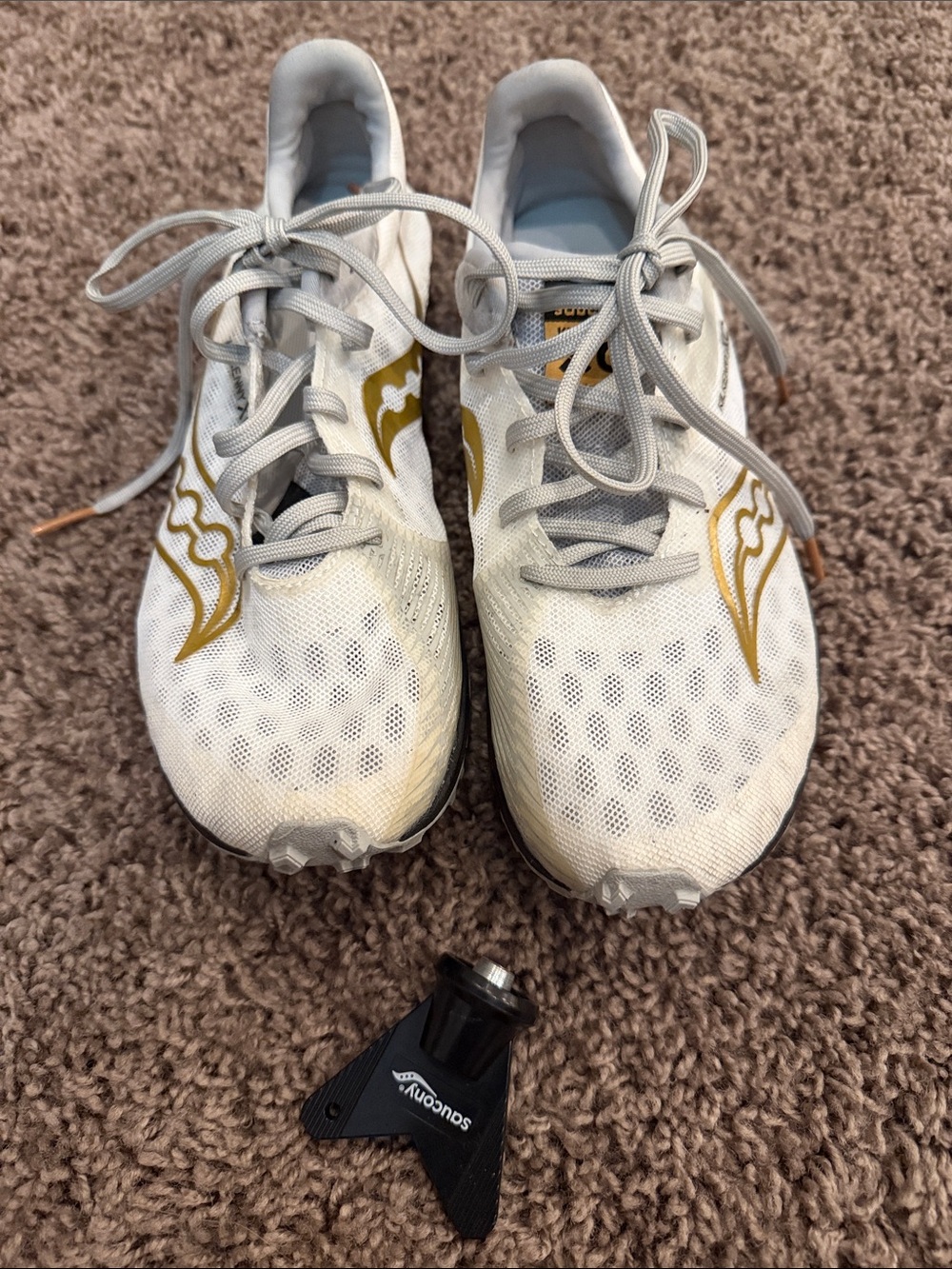 Saucony White and Gold Women's Running Shoes size 6.5